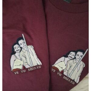 T-shirt met afbeelding opgevuld op borst